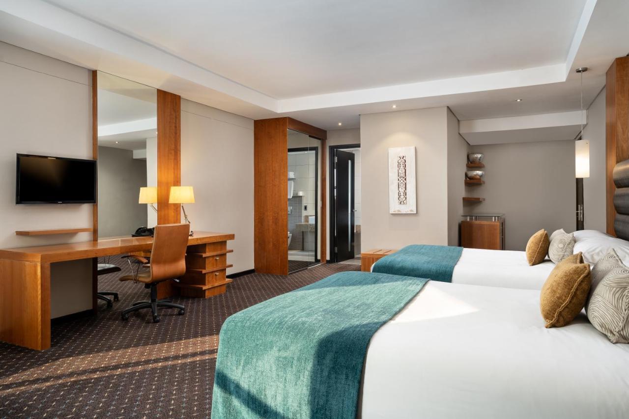 Hotel Premier O.r. Tambo
